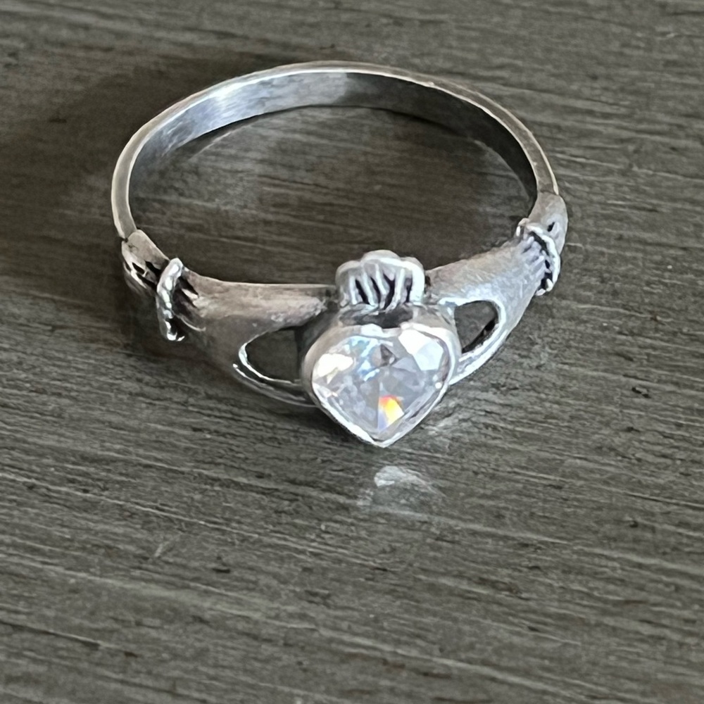 STERLING CLADDAGH RING SIZE 4 1/2 unmarked